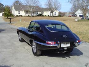 Jaguar E-Type photo