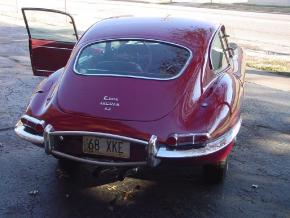 Jaguar E-Type photo