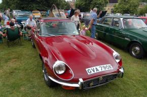 Jaguar E-Type photo