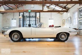 Jaguar E-Type photo