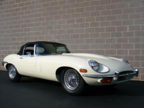 Jaguar E-Type photo