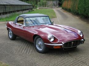 Jaguar E-Type photo