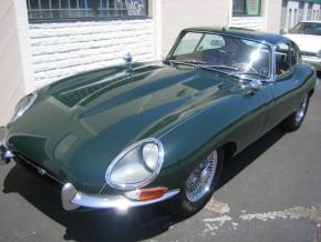 Jaguar E-Type photo