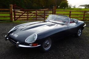 Jaguar E-Type photo