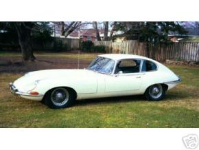 Jaguar E-Type photo