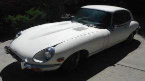 Jaguar E-Type photo