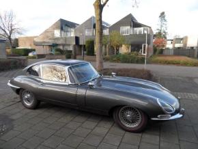 Jaguar E-Type photo