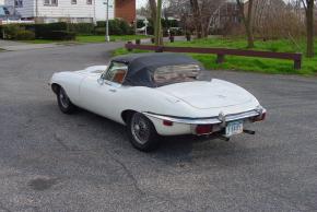 Jaguar E-Type photo