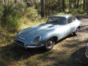 Jaguar E-Type photo