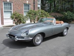 Jaguar E-Type photo