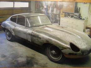 Jaguar E-Type photo