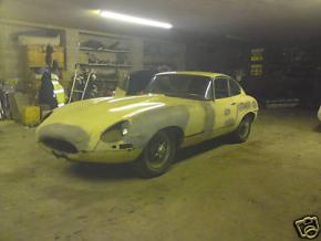 Jaguar E-Type photo