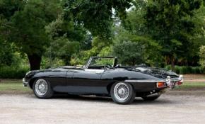 Jaguar E-Type photo