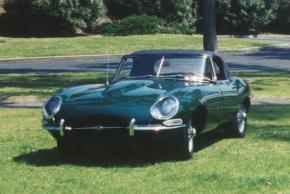 Jaguar E-Type photo