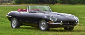 Jaguar E-Type photo