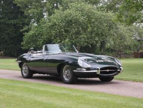 Jaguar E-Type photo