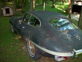 Jaguar E-Type photo