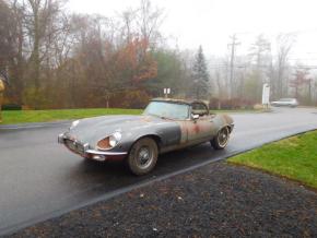 Jaguar E-Type photo