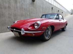 Jaguar E-Type photo