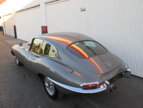 Jaguar E-Type photo