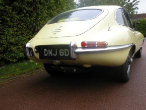 Jaguar E-Type photo