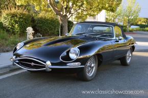 Jaguar E-Type photo