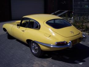 Jaguar E-Type photo