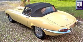 Jaguar E-Type photo