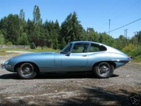 Jaguar E-Type photo