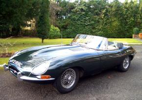 Jaguar E-Type photo