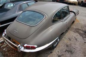 Jaguar E-Type photo