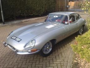 Jaguar E-Type photo