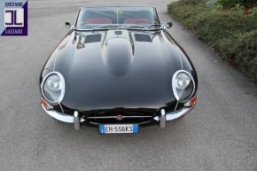 Jaguar E-Type photo