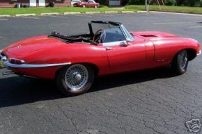 Jaguar E-Type photo