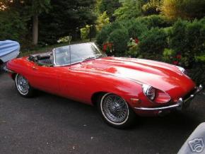 Jaguar E-Type photo