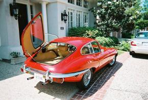 Jaguar E-Type photo