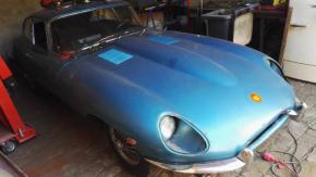 Jaguar E-Type photo