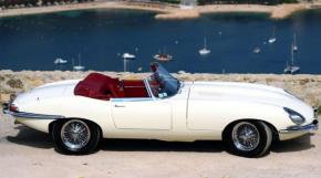 Jaguar E-Type photo