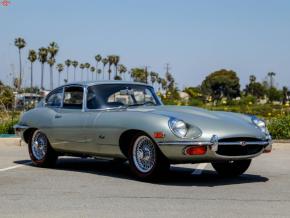 Jaguar E-Type photo