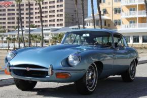 Jaguar E-Type photo