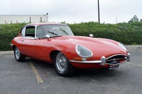 Jaguar E-Type photo