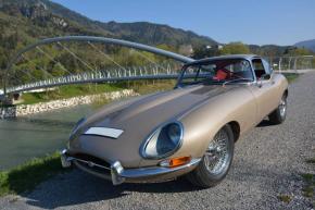 Jaguar E-Type photo