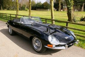 Jaguar E-Type photo