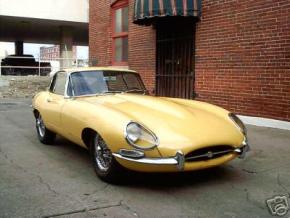 Jaguar E-Type photo