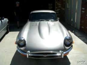 Jaguar E-Type photo