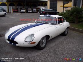 Jaguar E-Type photo