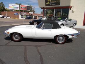 Jaguar E-Type photo