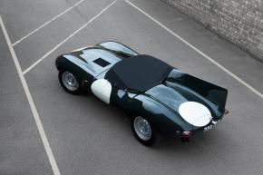 Jaguar E-Type photo