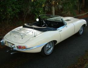 Jaguar E-Type photo