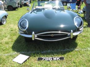 Jaguar E-Type photo